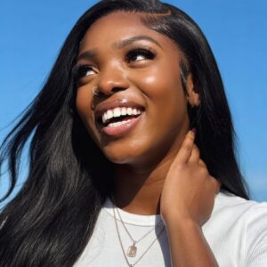 Clean Girl Sky Selfie